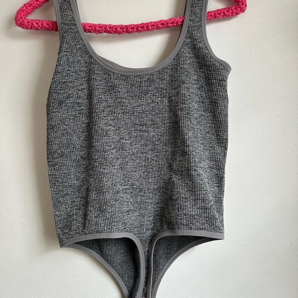 Colsie Charcoal Ribbed Bodysuit - Picture 2 of 3